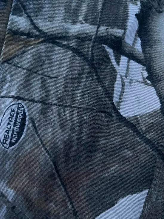 Realtree Men's Blue Gray Camo Cargo Pants - Picture 6 of 8